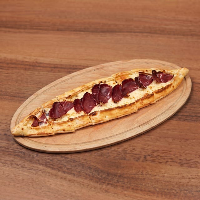 Pastrami Pide.