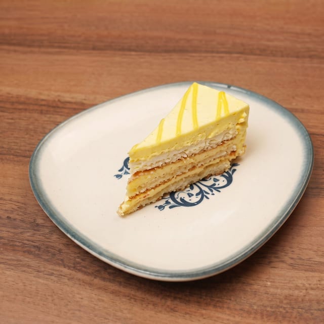Limoncello Mascarpone Cake.
