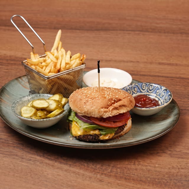 Kids Gal Burger.
