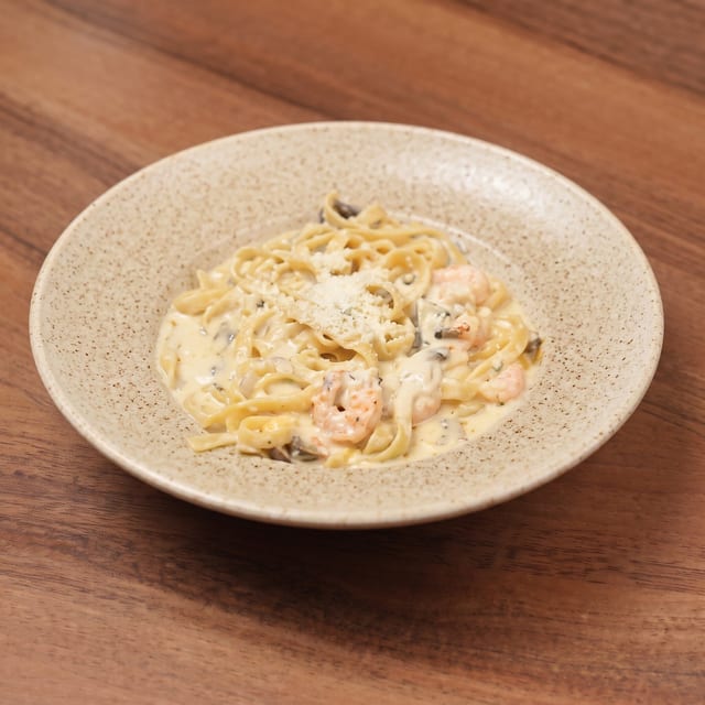 Shrimp Alfredo.